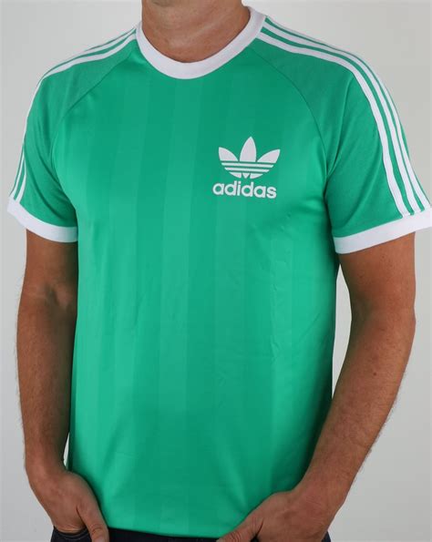 grünes adidas tshirt|Grüne adidas T.